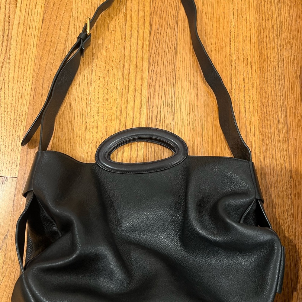 Marni Black Leather Shoulder Bag….similar to Balloon bag.